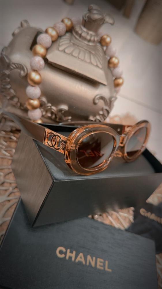 نظارة CHANEL الفاخرة