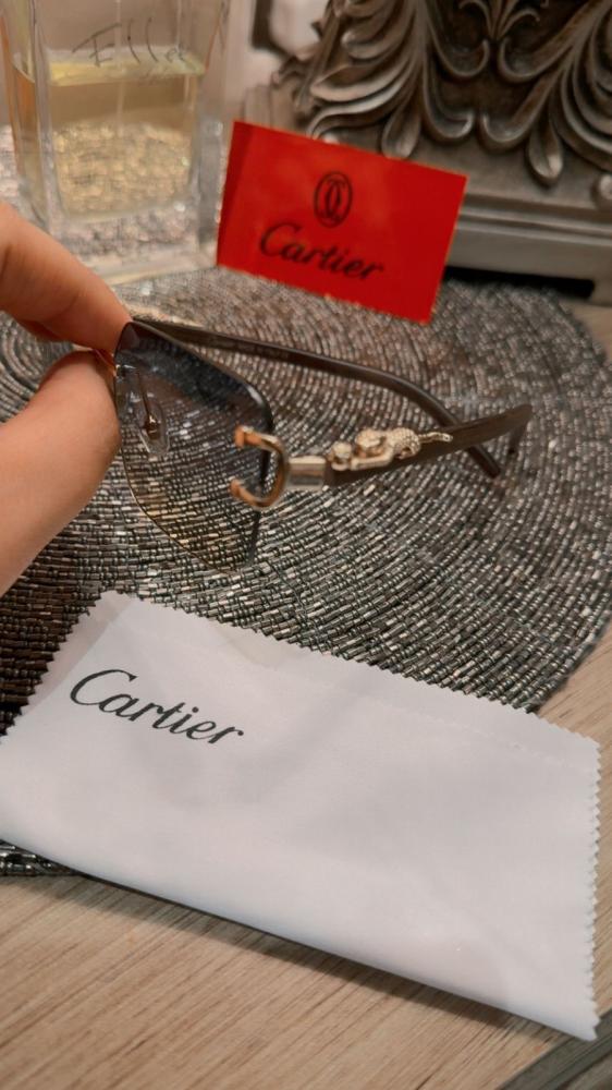 نظارة Cartier الفاخرة