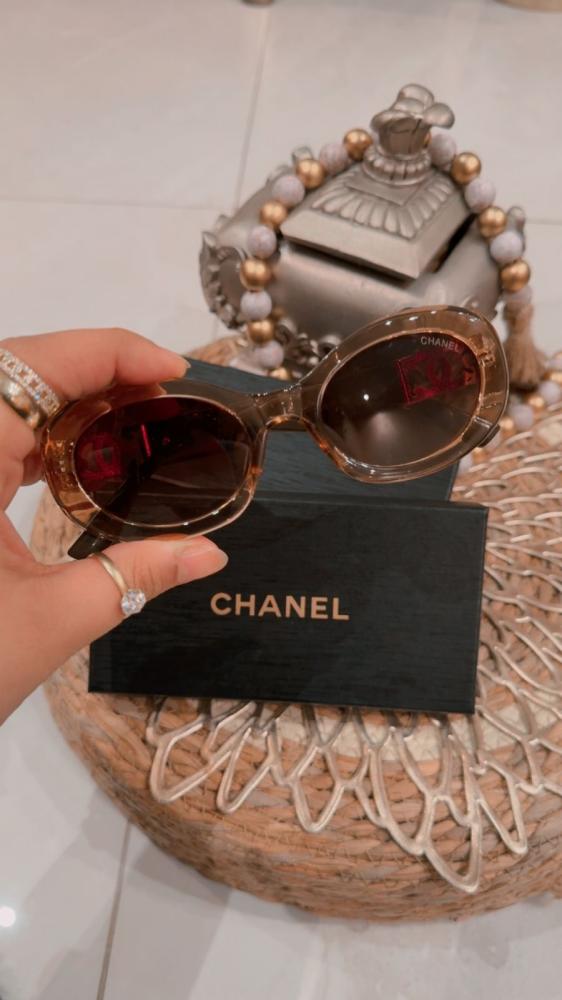 نظارة CHANEL الفاخرة