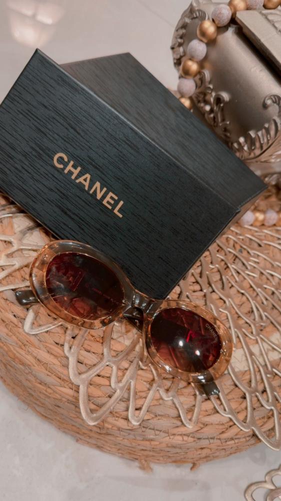 نظارة CHANEL الفاخرة