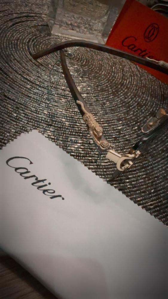 نظارة Cartier الفاخرة