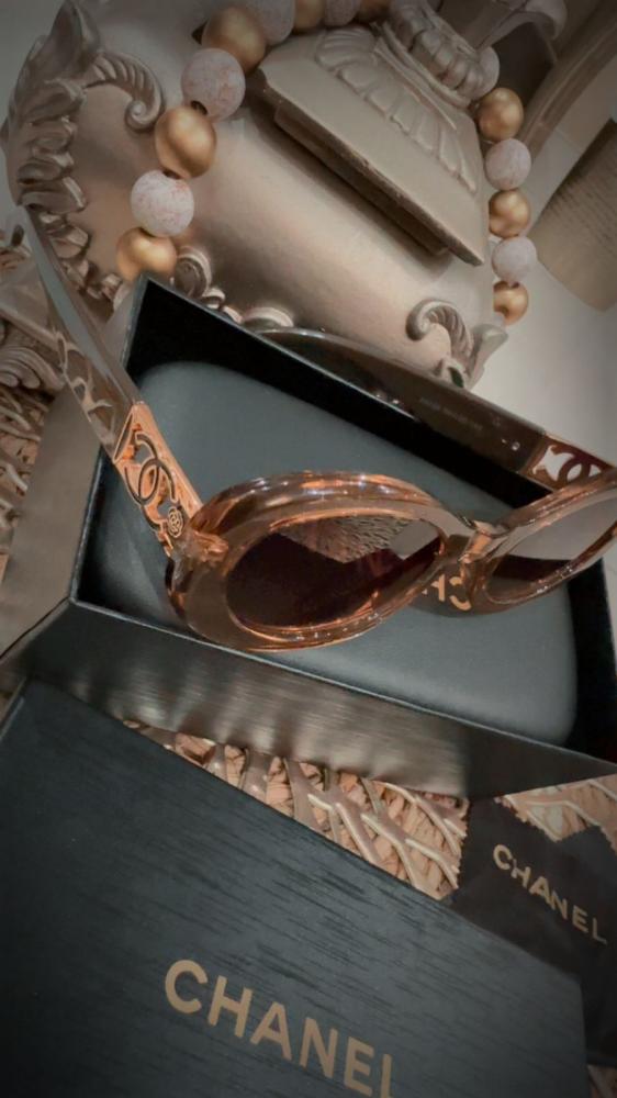 نظارة CHANEL الفاخرة
