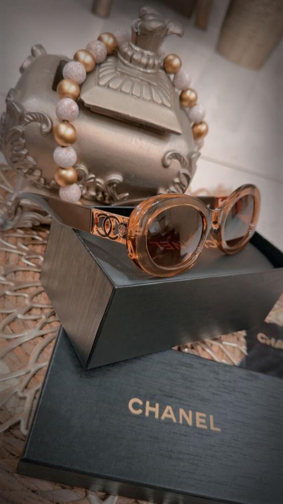 نظارة CHANEL الفاخرة