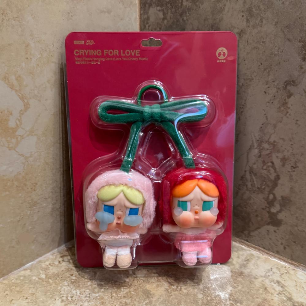 キーホルダー・アクリルキーホルダー Crying for Love Vinyl Plush Hanging Card CRYBABY Crying For Love Series-Vinyl Plush Hanging Card