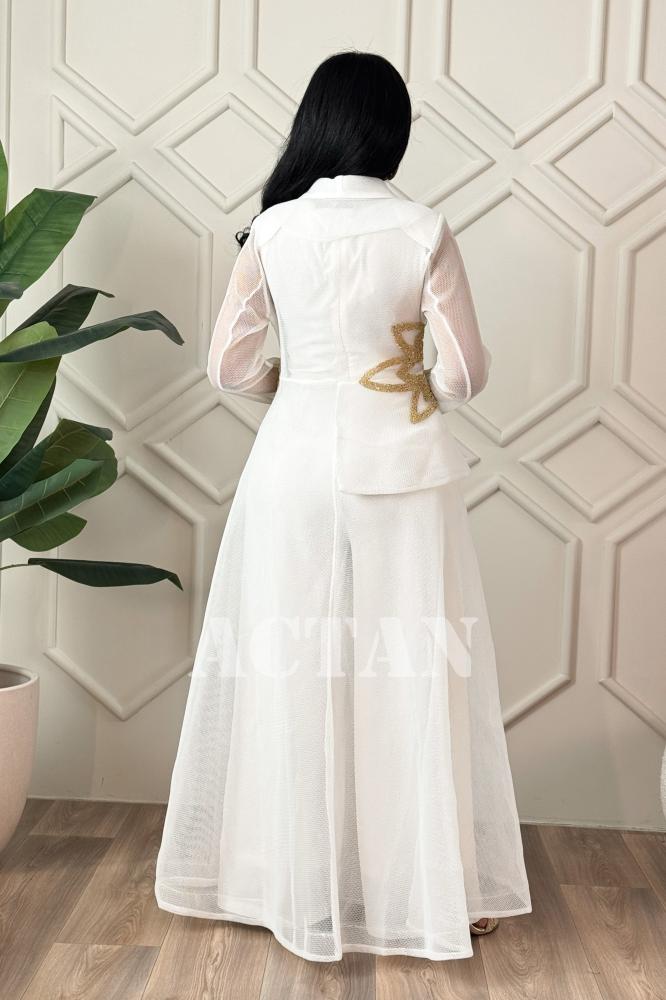 White Beaded Mesh Cape Jumpsuit المقاس:(L - 40)