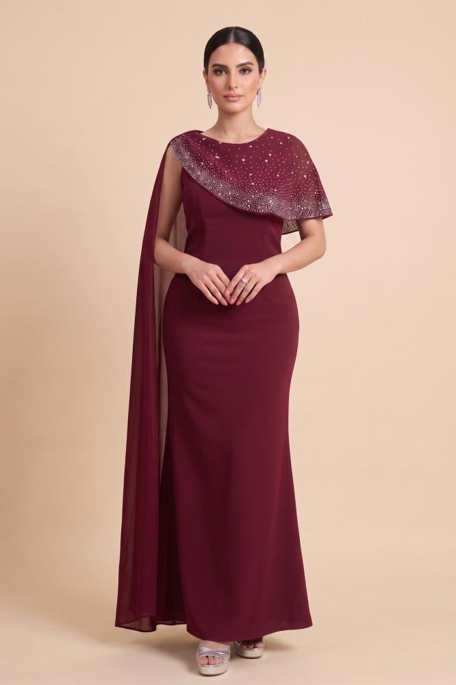 Maxi dress with a rhinestone-embellished collar المقاس:(S - 36)
