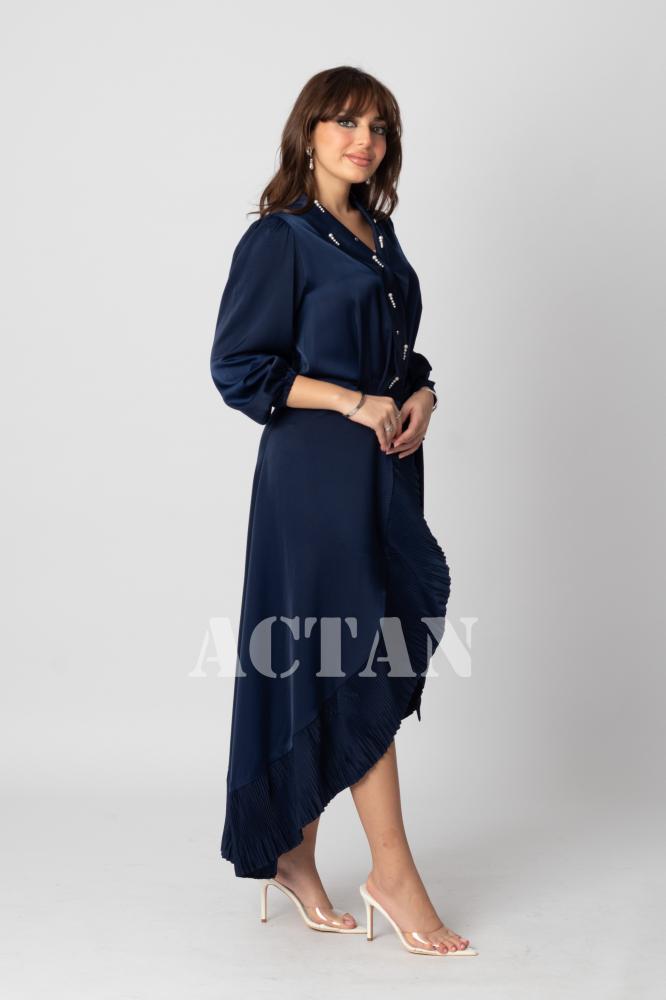 Pearl-embellished midi dress المقاس:(M - 38)
