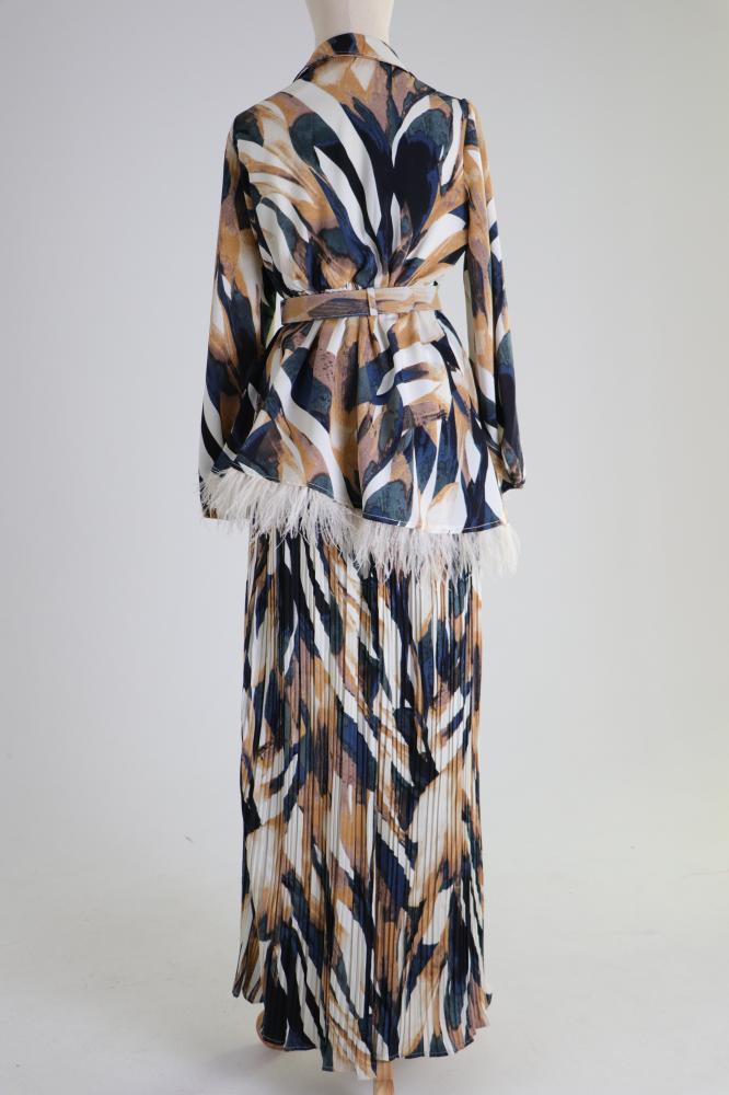 Orange Feathered Two-Piece Set المقاس:(L)
