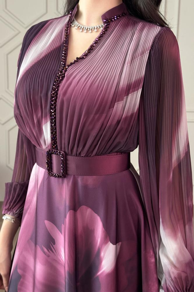 Purple floral print pleated maxi dress المقاس:(L - 40)