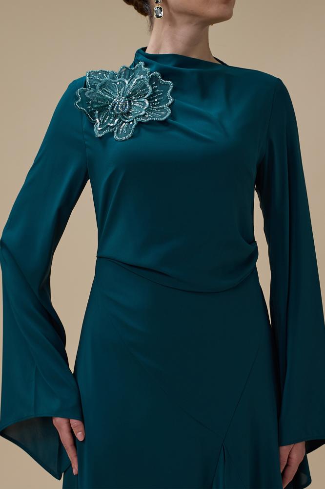فستان طويل اخضر غامق بتفصيل زهرة أنيق المقاس:(L - 40)