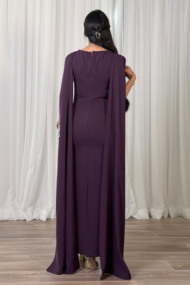 Maxi dress with shoulder scarf المقاس:(M - 38)