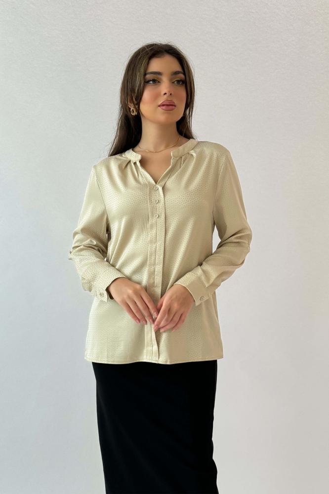 Beige patterned satin shirt المقاس:(XXL - 44)