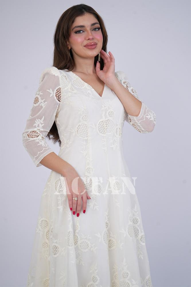 Sugar-colored organza midi dress المقاس:(L - 40)