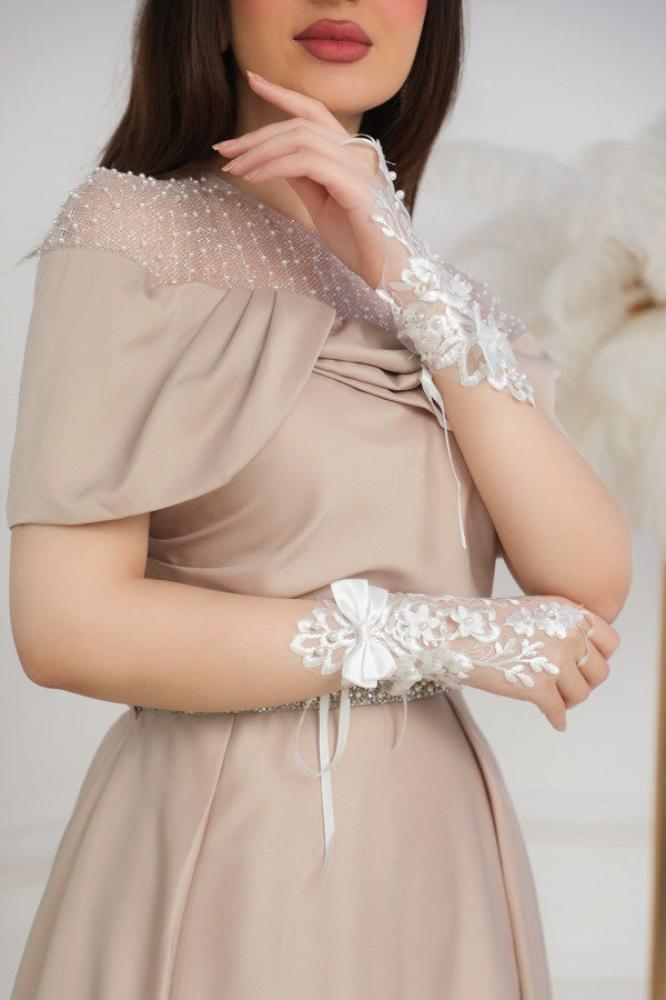 Beige Embroidered Off Shoulder Midi Dress المقاس:(L - 40)