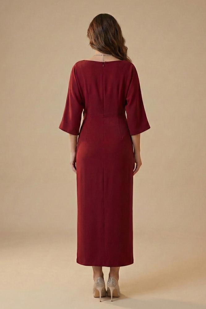 Long crystal-embellished burgundy dress المقاس:(M - 38)