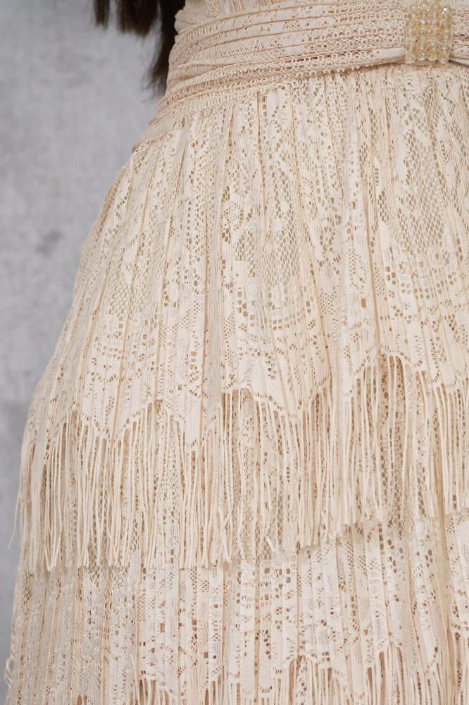 Beige tiered draped midi dress المقاس:(L - 40)