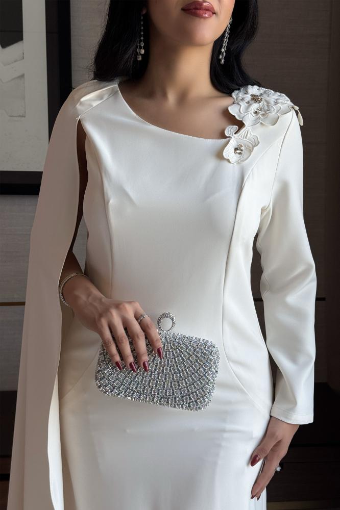Light beige English embroidery cape maxi dress المقاس:(M - 38)