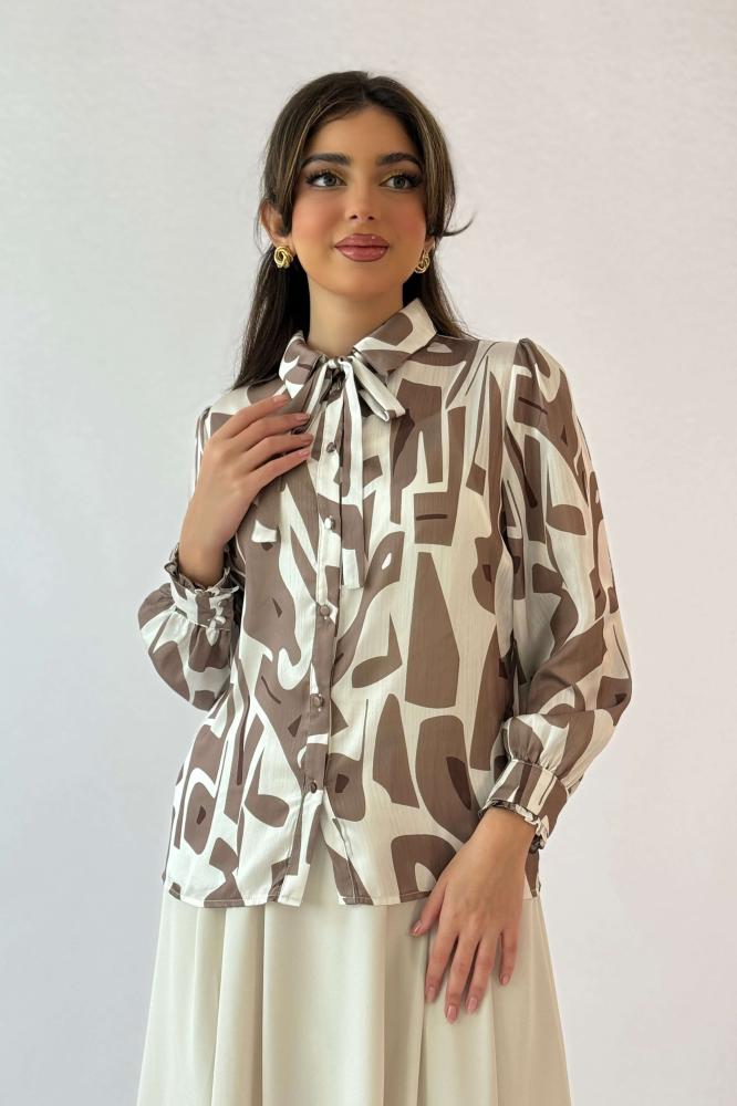 Khaki lapel collar shirt with tie المقاس:(XXL - 44)