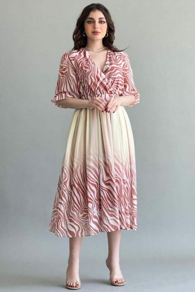 Brick-colored wavy chiffon dress المقاس:(M)