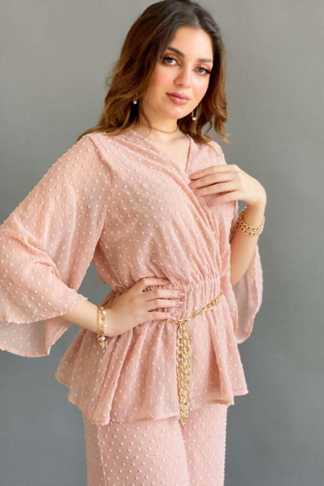 2-piece set with a pink chain belt المقاس:(L)