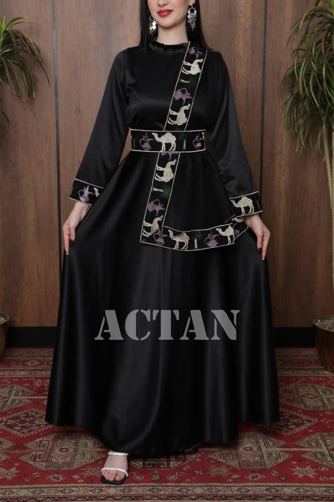 Traditional embroidery jalabiya المقاس:(L)
