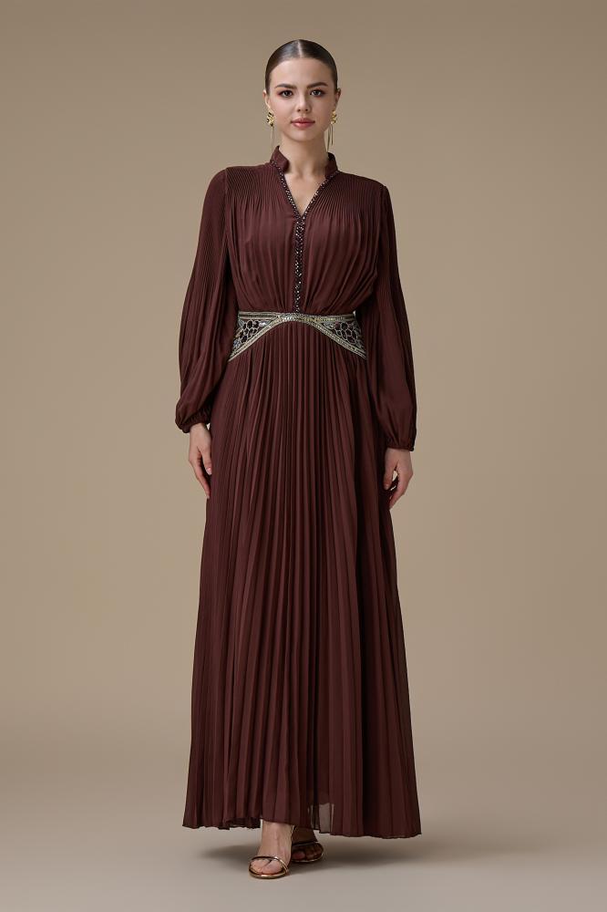 فستان طويل بني بكسرات المقاس:(XXL - 44)