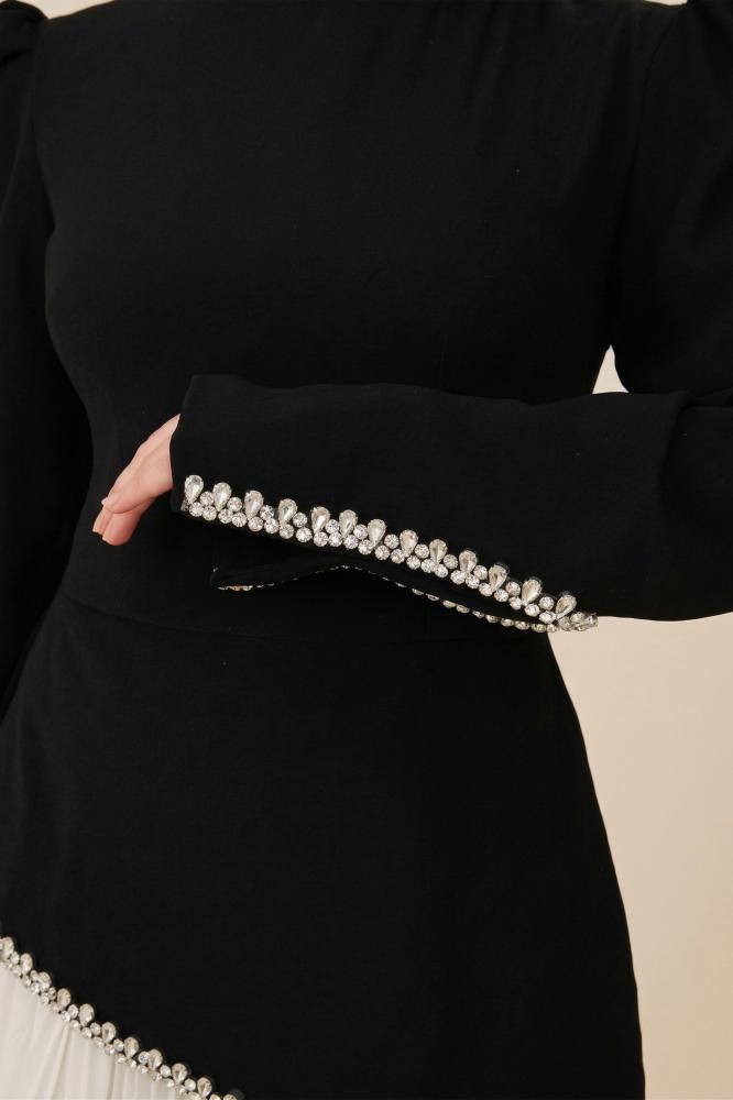 فستان طويل أسود بكسرات المقاس:(XXL - 16)