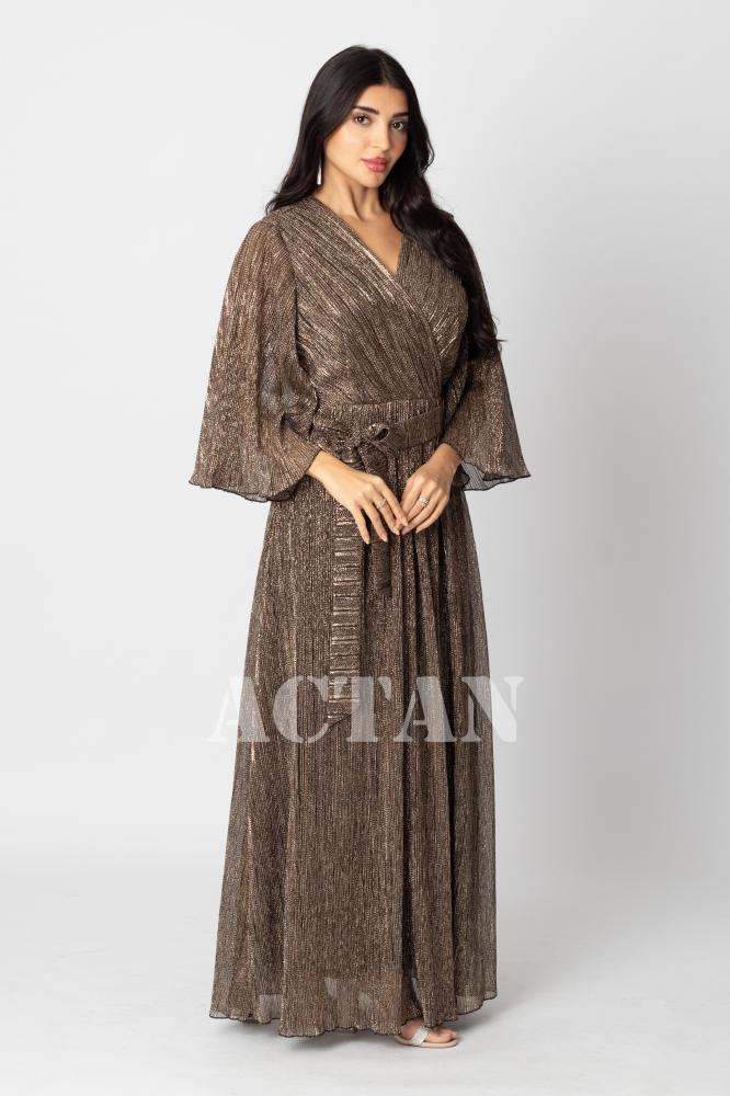 Long pleated dress with gold sequins المقاس:(XXL - 44)