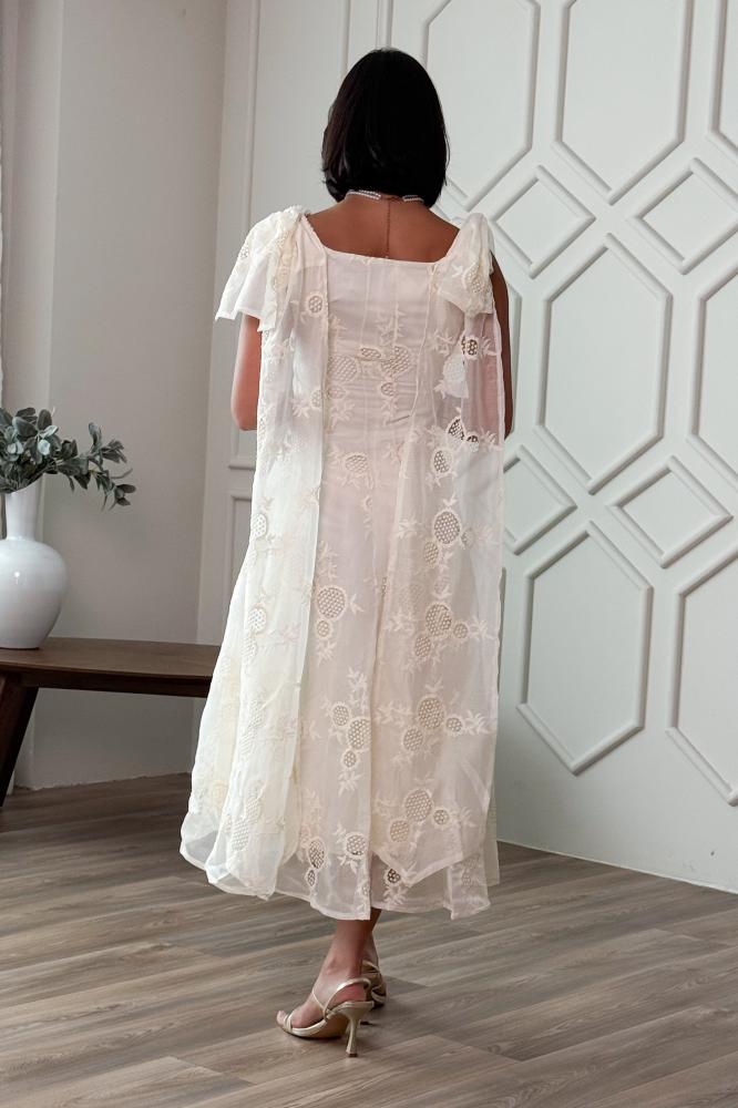 Beige midi dress with dropped shoulders and bow at the back المقاس:(L - 40)
