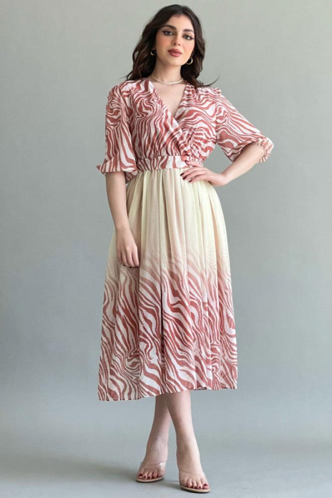 Brick-colored wavy chiffon dress المقاس:(M)
