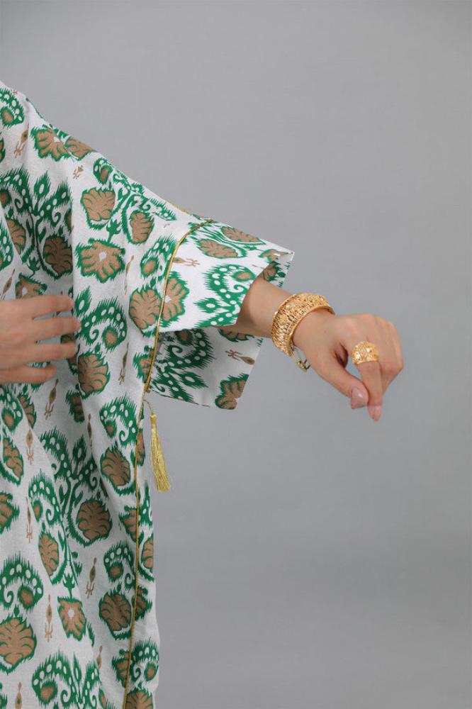 Green butterfly print jalabiya المقاس:(Free Size)