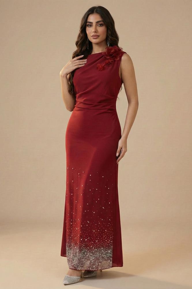 Draped dress decorated with red rose brooches المقاس:(XXL - 44)