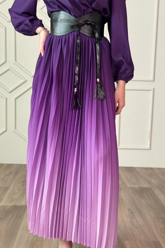 Purple pleated wavy dress with belt المقاس:(L)