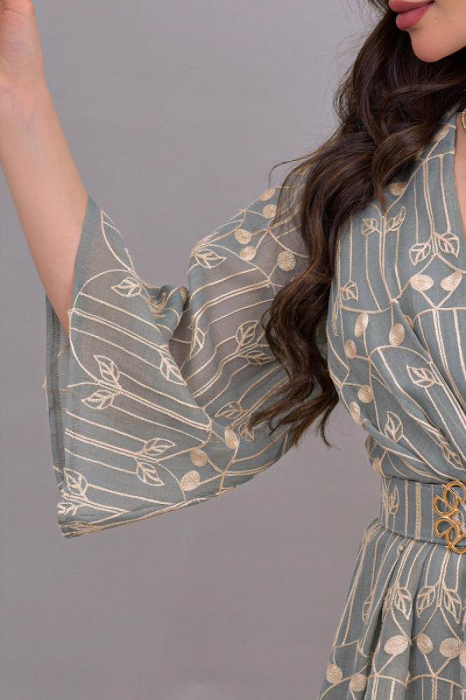 Tiffany Gold Embroidered Lace Dress المقاس:(S)