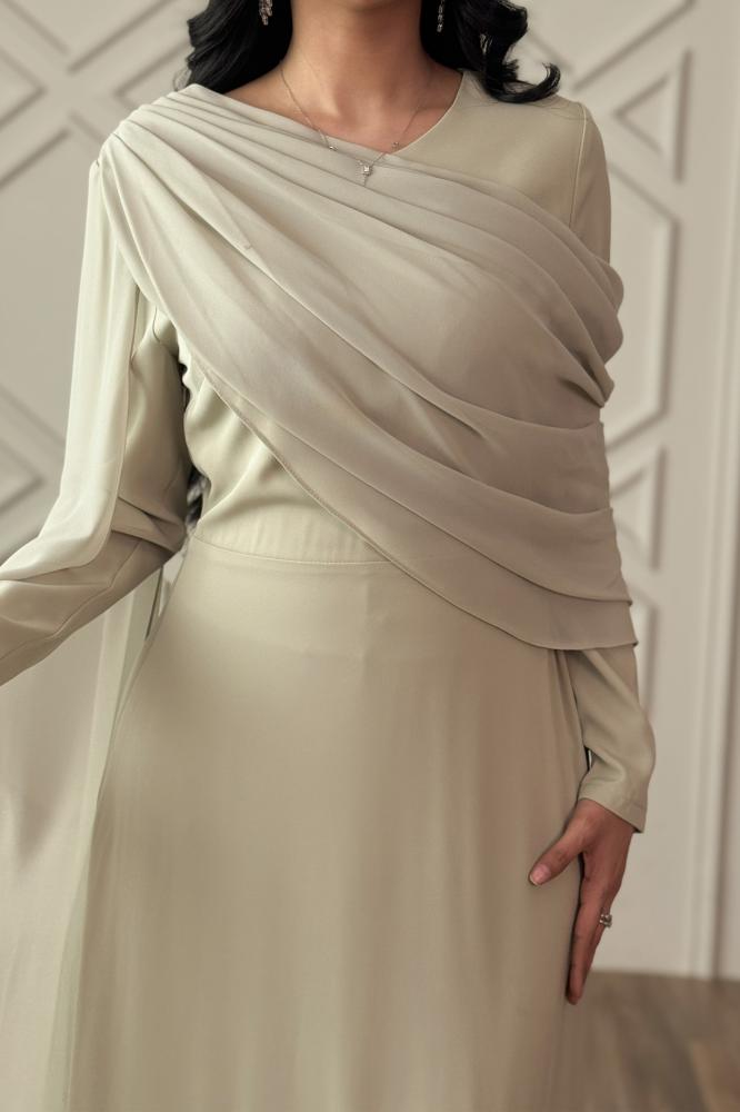 Tiffany Chiffon Draped Maxi Dress المقاس:(L - 40)