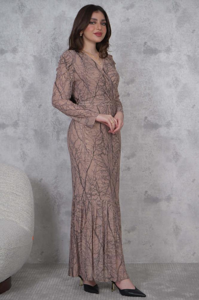 Long tulle dress with a tie at the waist المقاس:(XL - 42)