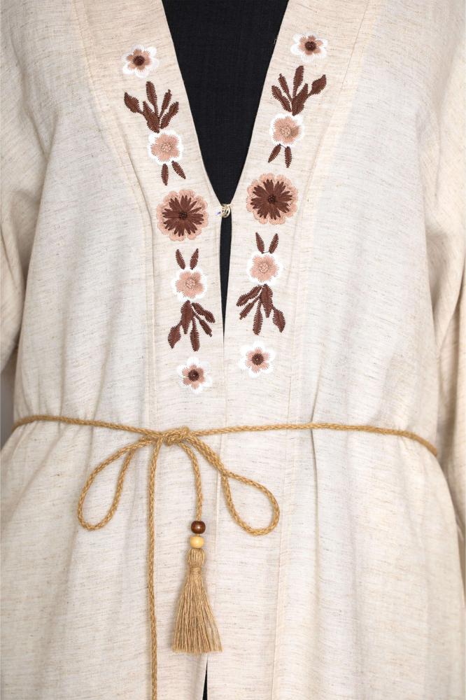Embroidered abaya with a pattern on the back المقاس:(52)