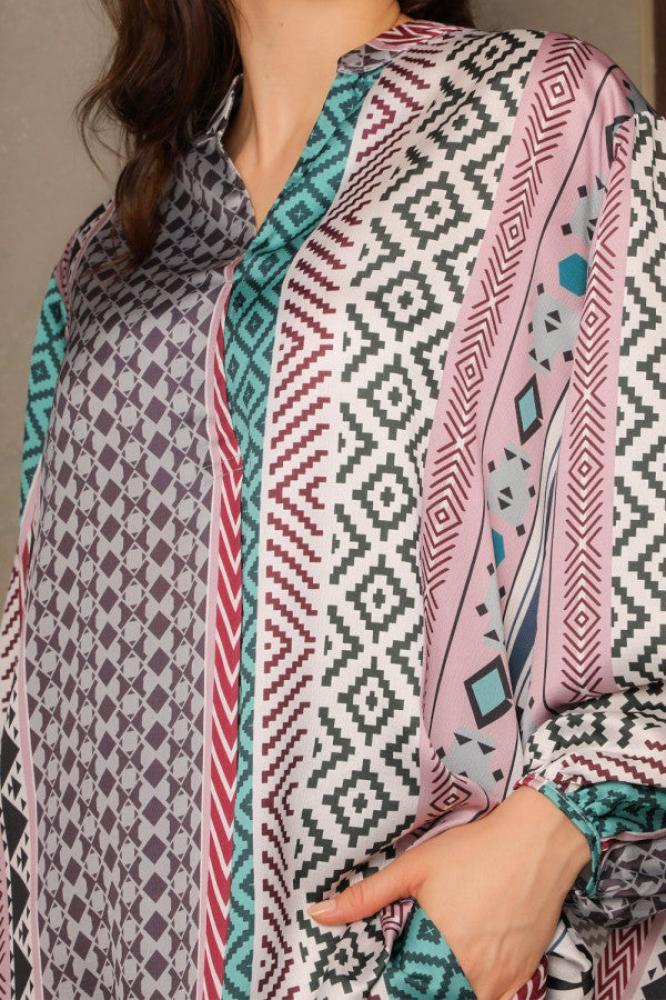 Two-piece printed set, pants and blouse المقاس:(M - 38)