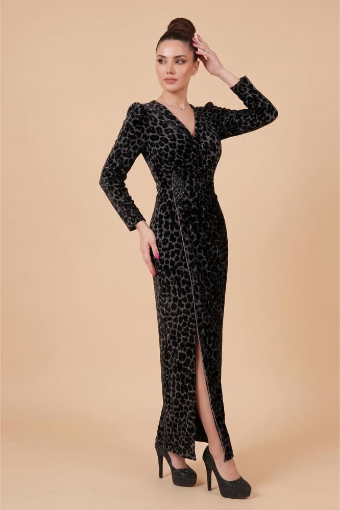 Leopard print velvet dress with side slit and crystals المقاس:(L - 40)
