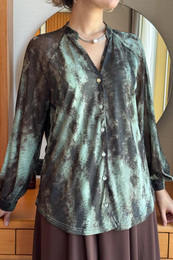 قميص بطبعة ماربل لون أخضر المقاس:(XL - 42)