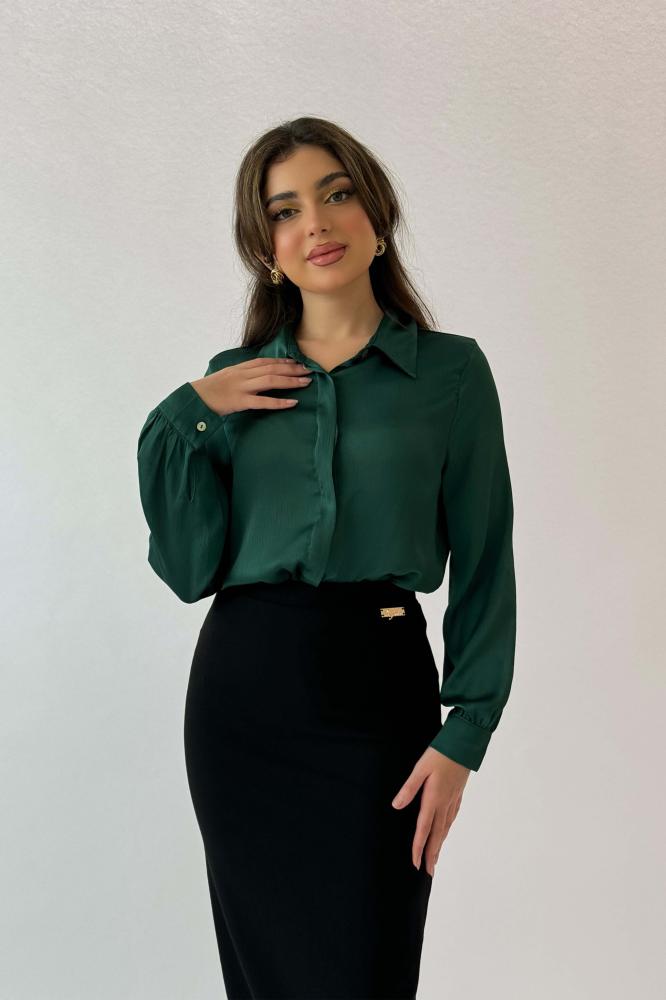 Plain shirt with hidden buttons, dark green المقاس:(M - 38)