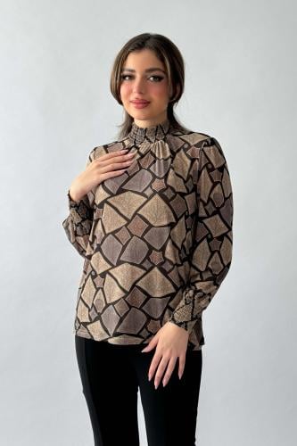 High neck tulle blouse المقاس:(XXL - 44)