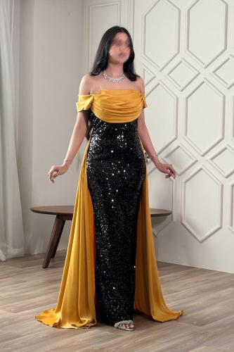 Yellow off-the-shoulder sequin evening dress المقاس:(M)