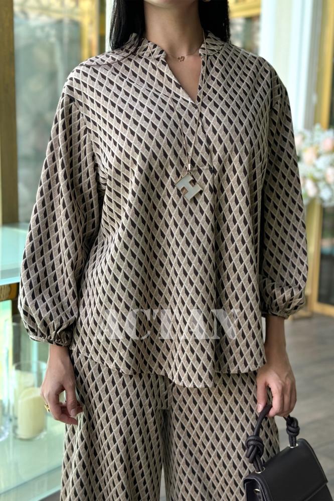 Abstract Print Blouse and Wide Leg Pants Set المقاس:(L - 40)