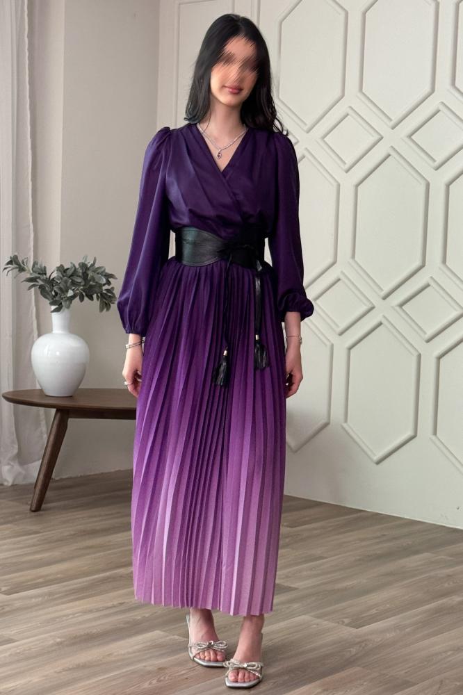 Purple pleated wavy dress with belt المقاس:(L)