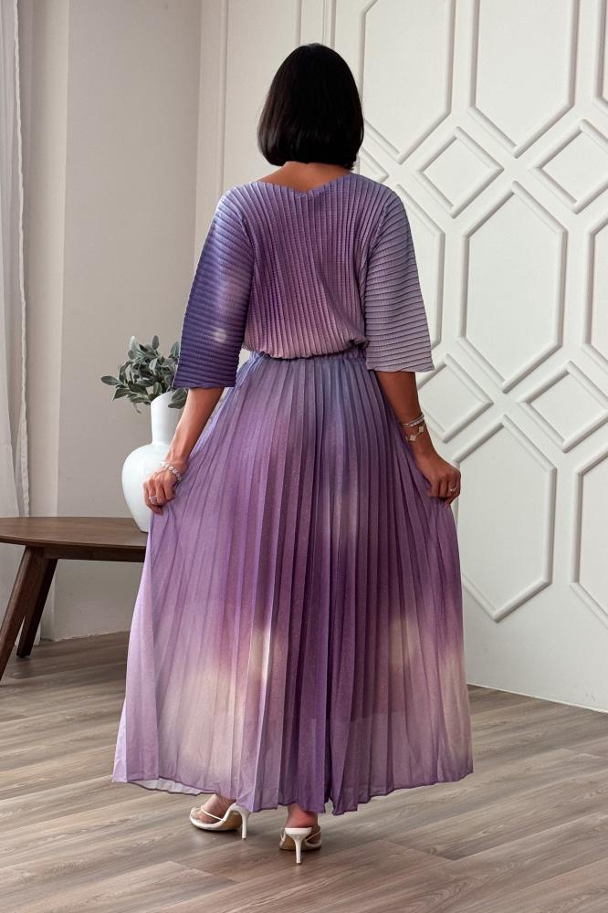 Pleated Wavy Skirt and Blouse Set المقاس:(L - 40)