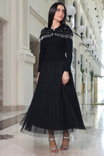 Black pearl embellished midi dress المقاس:(L - 40)