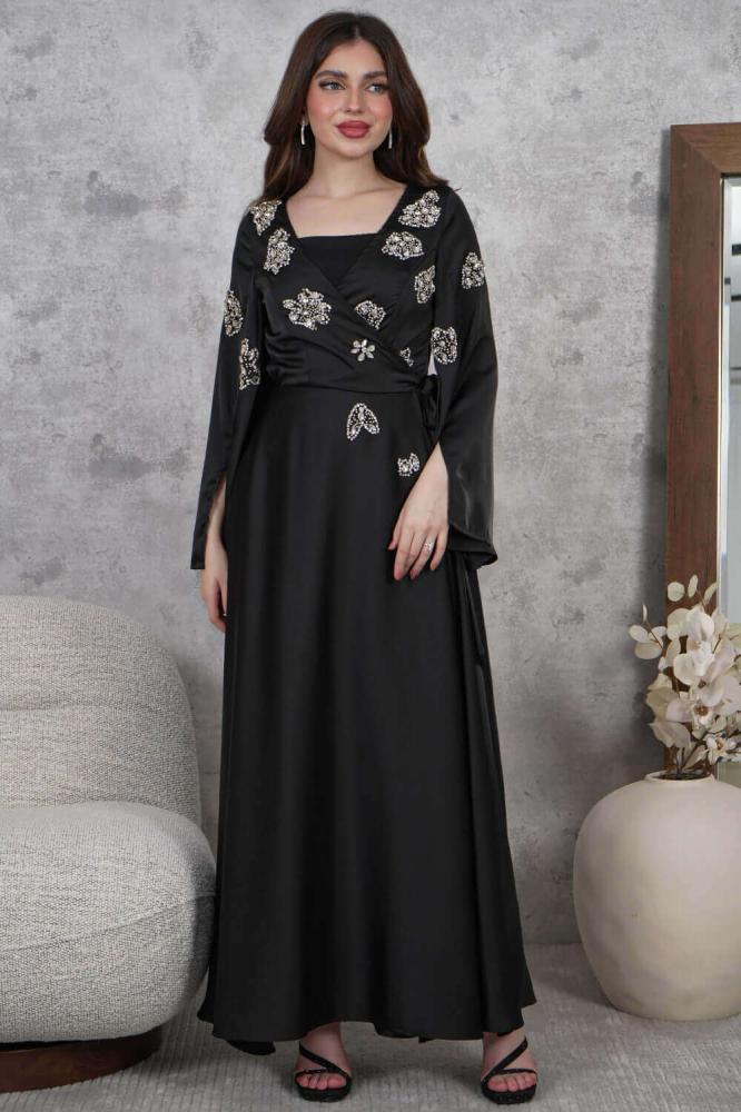 Black Crystal Embellished Wrap Maxi Dress المقاس:(XXL - 44)