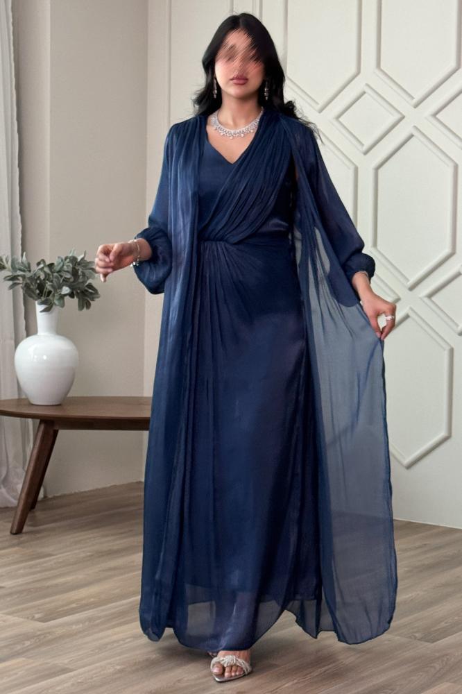 Navy blue pleated two-piece dress and cape المقاس:(M)
