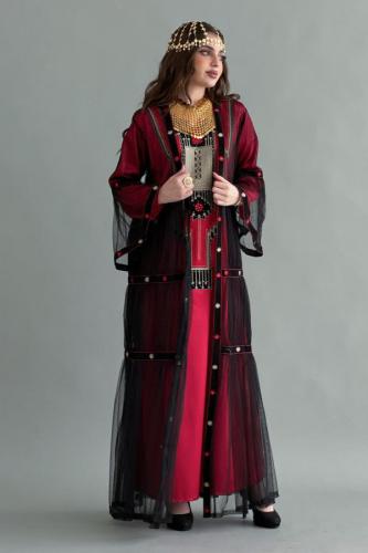 Two-piece embroidered traditional red jalabiya المقاس:(L)